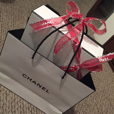 chanel holiday packaging|chanel gift wrapping.